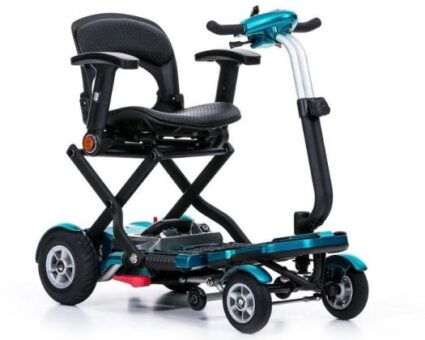 Scootmobiel Bobby Blue Deluxe 4W met draaistoel en luchtbanden